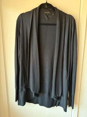 Athleta Women's Black Open Front Draped Cardigan Sweater with Pockets Size XS